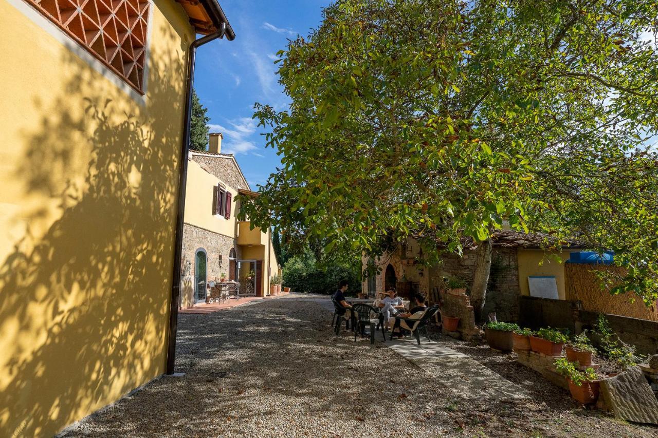 Agriturismo La Valle Peccioli ภายนอก รูปภาพ
